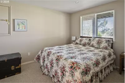 1164 SW Parrish Ln, Powell Butte, OR 97753 - Photo 25