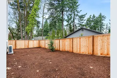 5211 SW Vacuna St, Portland, OR 97219 - Photo 15