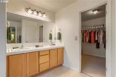 3667 SE Alexander St, Hillsboro, OR 97123 - Photo 19