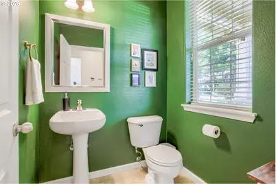 3667 SE Alexander St, Hillsboro, OR 97123 - Photo 13