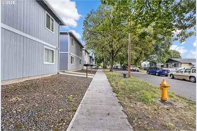 257 20th Ave, Longview, WA 98632 - Photo 9