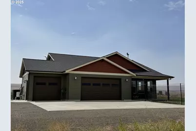 1818 Centerville Hwy, Centerville, WA 98613 - Photo 3