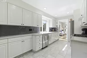 7670 SW Arbor Lake Ct, Wilsonville, OR 97070 - Photo 9
