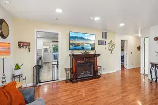 710 SE 155th Ave, Portland, OR 97233 - Photo 7