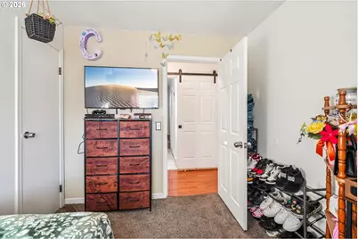 710 SE 155th Ave, Portland, OR 97233 - Photo 21