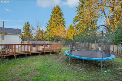 710 SE 155th Ave, Portland, OR 97233 - Photo 33