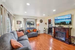 710 SE 155th Ave, Portland, OR 97233 - Photo 5