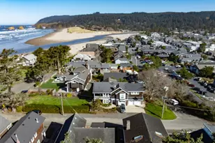 163 W 1st Ave, Cannon Beach, OR 97110 - Photo 39