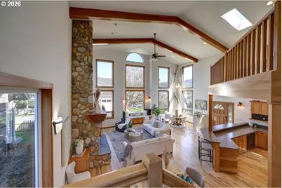 163 W 1st Ave, Cannon Beach, OR 97110 - Photo 23