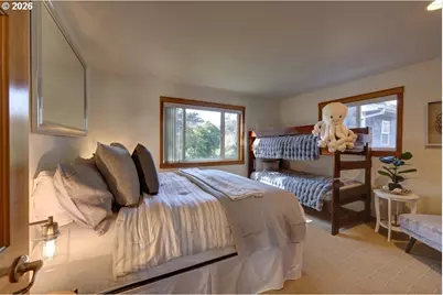 163 W 1st Ave, Cannon Beach, OR 97110 - Photo 35
