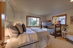 163 W 1st Ave, Cannon Beach, OR 97110 - Photo 35