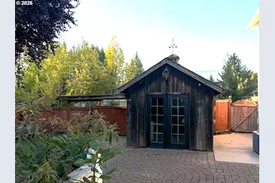 721 S Park St, Carlton, OR 97111 - Photo 5