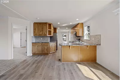 625 N 16th St, Cottage Grove, OR 97424 - Photo 13