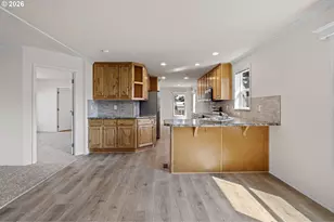 625 N 16th St, Cottage Grove, OR 97424 - Photo 13