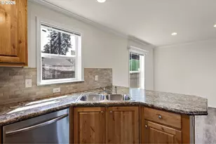 625 N 16th St, Cottage Grove, OR 97424 - Photo 15
