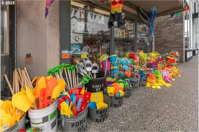 830 Oceanway St, Seaside, OR 97138 - Photo 27