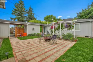 8044 SE Malden St, Portland, OR 97206 - Photo 33