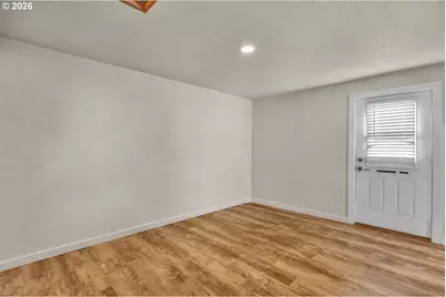 8044 SE Malden St, Portland, OR 97206 - Photo 25
