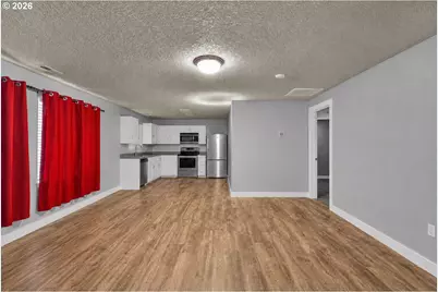8044 SE Malden St, Portland, OR 97206 - Photo 3