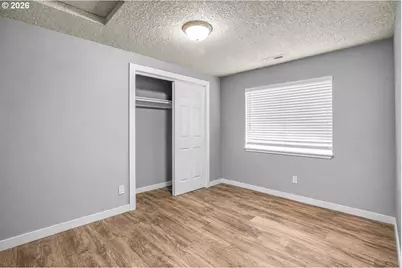 8044 SE Malden St, Portland, OR 97206 - Photo 11