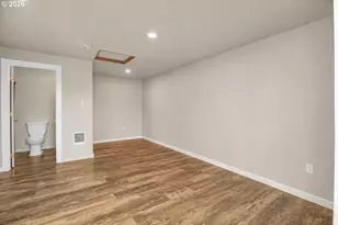 8044 SE Malden St, Portland, OR 97206 - Photo 27