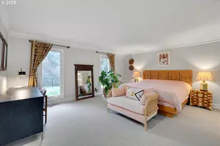 1300 Tyndall Ct, Lake Oswego, OR 97034 - Photo 25