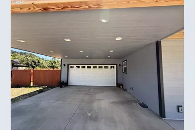 110 E Birch St, Powers, OR 97466 - Photo 3