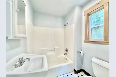 48000 E Larch Mountain Rd, Corbett, OR 97019 - Photo 43