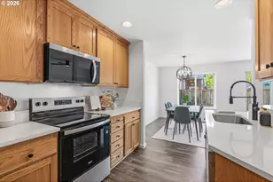808 King Dr, Rainier, OR 97048 - Photo 11
