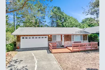 5450 Hacienda Ave, Lincoln City, OR 97367 - Photo 3