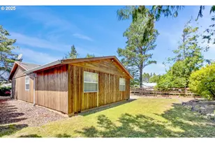 5450 Hacienda Ave, Lincoln City, OR 97367 - Photo 11