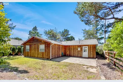 5450 Hacienda Ave, Lincoln City, OR 97367 - Photo 7