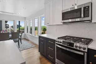 1735 NW 39th St, Lincoln City, OR 97367 - Photo 13