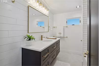 1735 NW 39th St, Lincoln City, OR 97367 - Photo 35