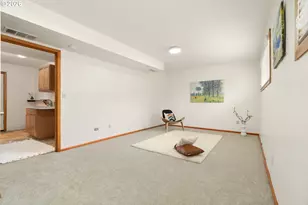 15116 SE Gladstone Dr, Portland, OR 97236 - Photo 31
