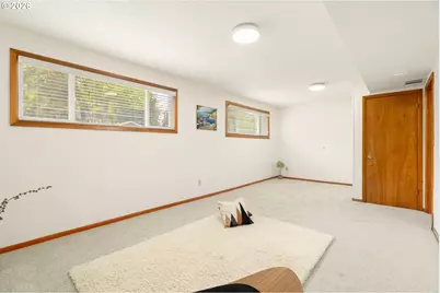 15116 SE Gladstone Dr, Portland, OR 97236 - Photo 29