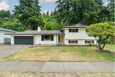 15116 SE Gladstone Dr, Portland, OR 97236 - Photo 1