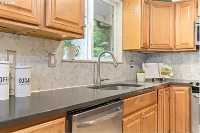 15116 SE Gladstone Dr, Portland, OR 97236 - Photo 13