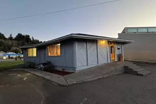 566 Greenwood Ave, Reedsport, OR 97467 - Photo 1