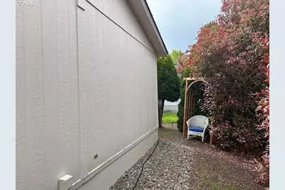 1805 NE 94th St, Vancouver, WA 98665 - Photo 15