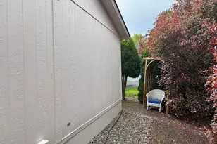 1805 NE 94th St, Vancouver, WA 98665 - Photo 15