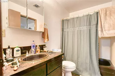 810 SW 10th St, Pendleton, OR 97801 - Photo 19