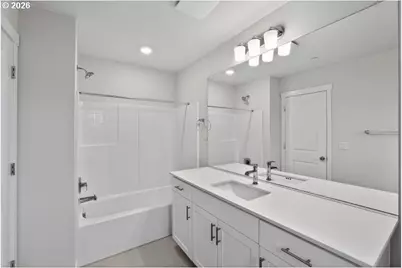 7546 NW Elise Ave, Portland, OR 97229 - Photo 15