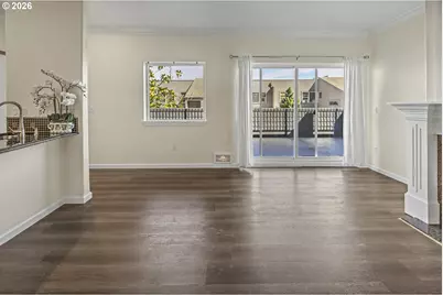 602 S Nevada St #D, Portland, OR 97219 - Photo 15
