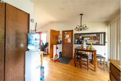 9612 SE Holgate Blvd, Portland, OR 97266 - Photo 7
