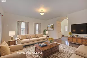 9715 NE 19th Pl, Vancouver, WA 98665 - Photo 7