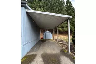 10400 SE Cook Ct, Milwaukie, OR 97222 - Photo 3