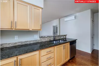 600 NW Lost Springs Ter #301, Portland, OR 97229 - Photo 11