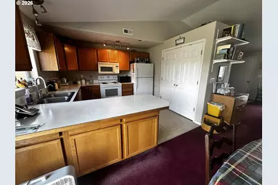 125 NE 15th Ave, Milton-Freewater, OR 97862 - Photo 11