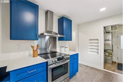 6716 NE 25th Ave, Portland, OR 97211 - Photo 13